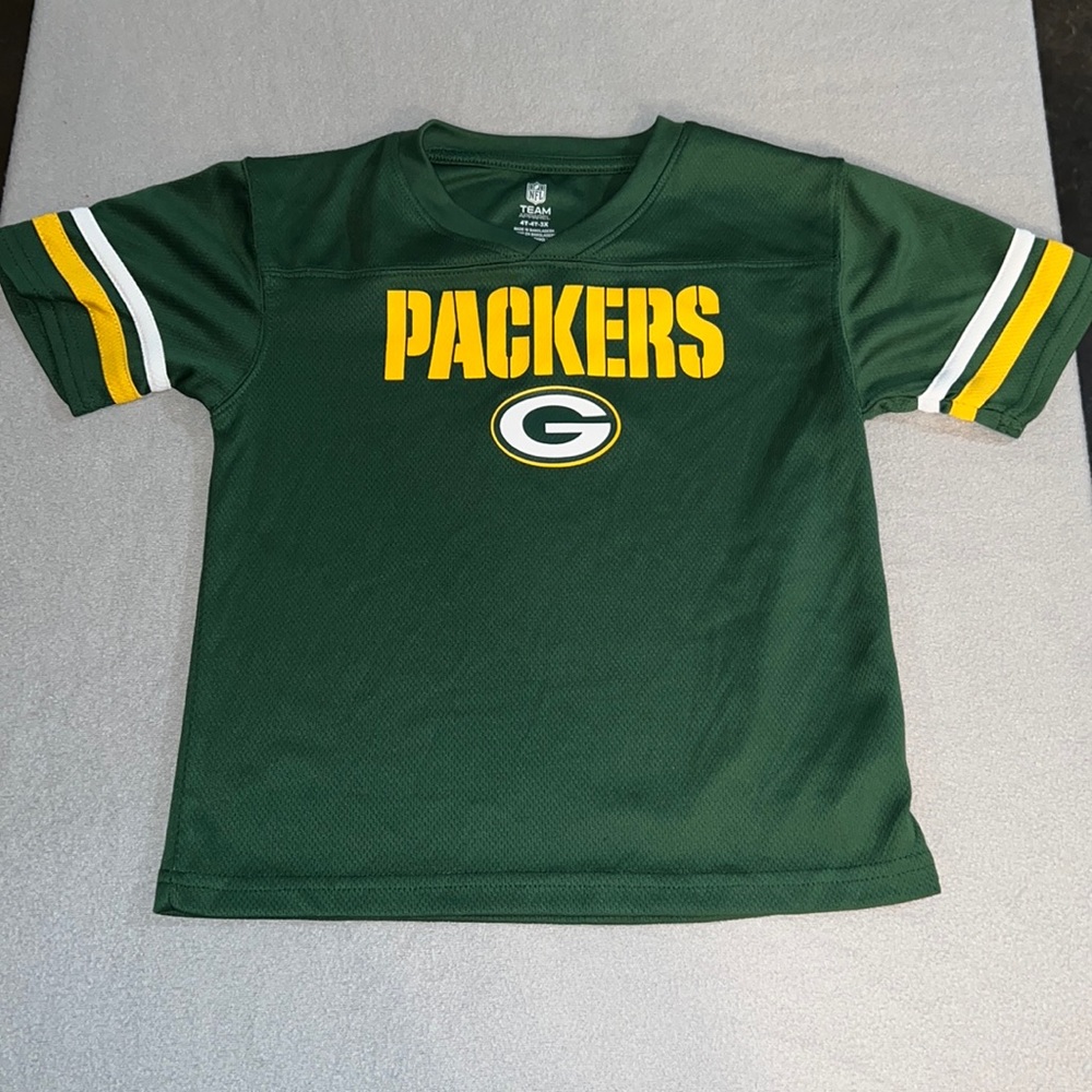 Green at kids jersey
